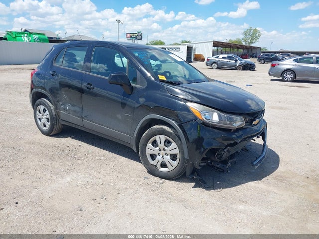 Salvage Chevrolet Trax Image