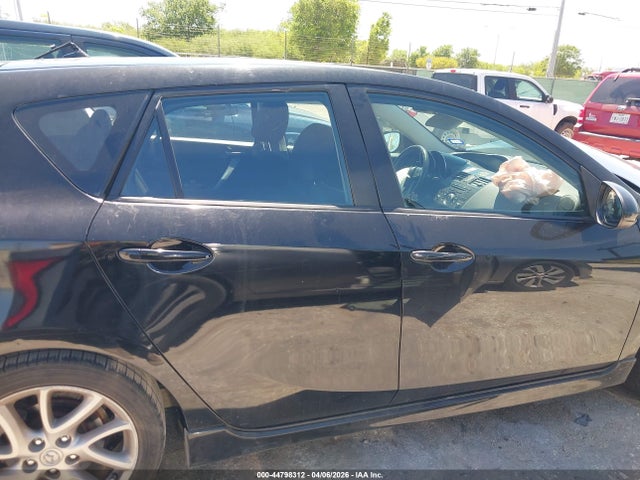 Mazda Mazda3 S Touring