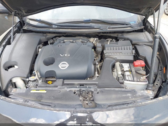 Nissan Maxima
