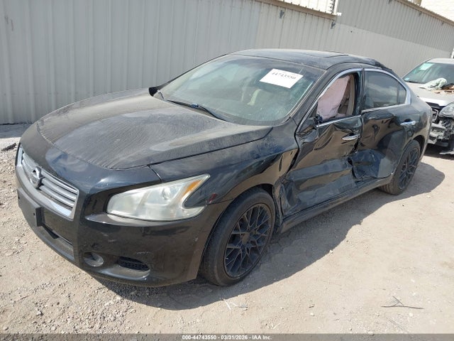 Nissan Maxima