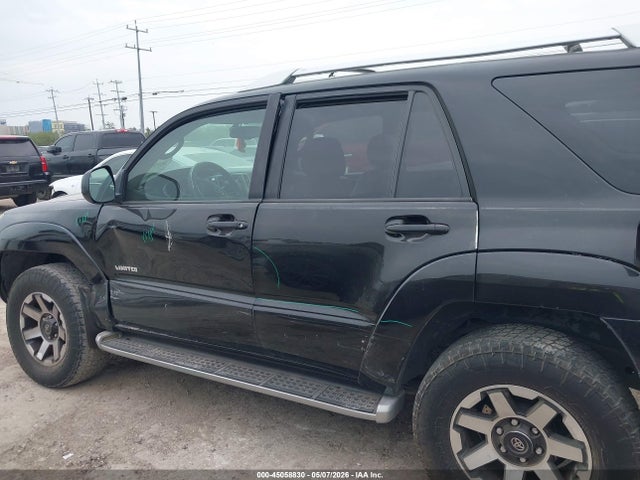 Toyota 4Runner Limited V8