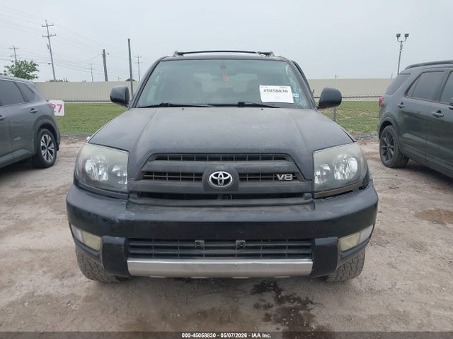 Toyota 4Runner Limited V8