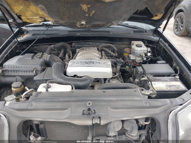Toyota 4Runner Limited V8