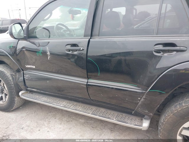 Toyota 4Runner Limited V8