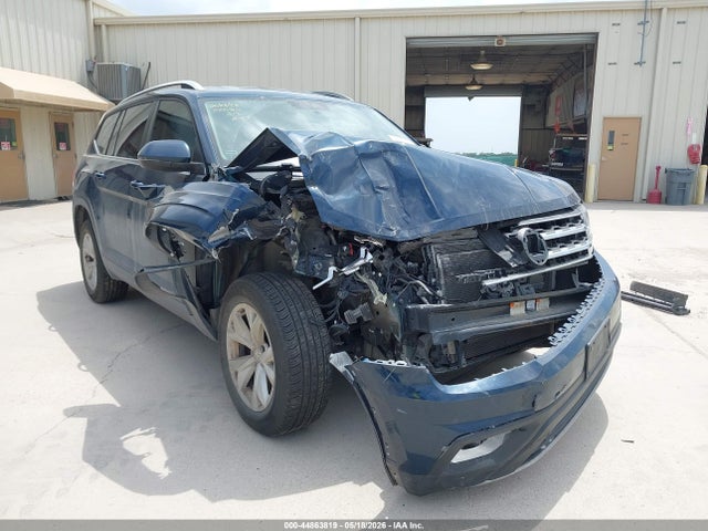 Salvage Volkswagen Atlas Image