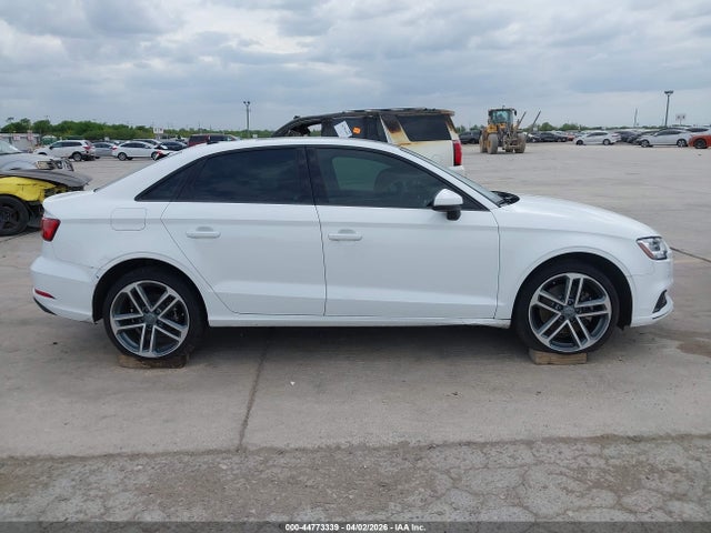 Audi A3 Premium 40 Tfsi Front-wheel Drive S Tronic