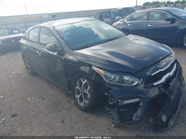 Salvage Kia Forte Image