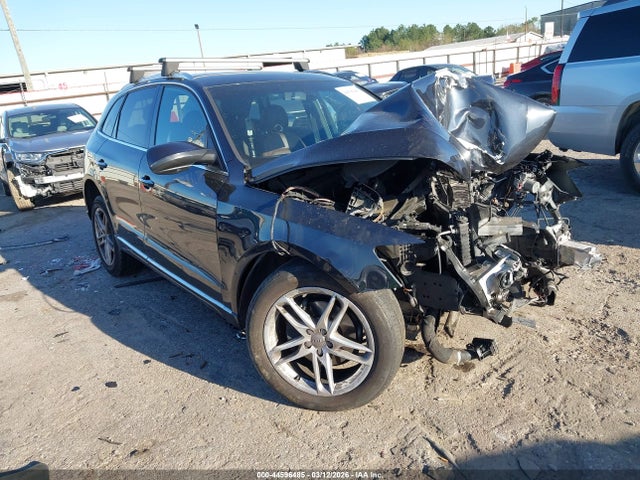 Salvage Audi Q5 Image