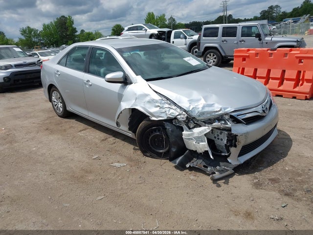 Salvage Toyota Camry Image