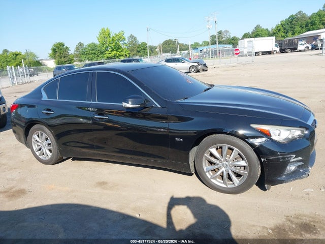 INFINITI Q50 3.0t Premium