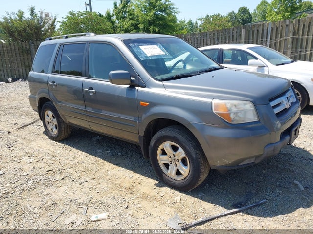 Salvage Honda Pilot Image