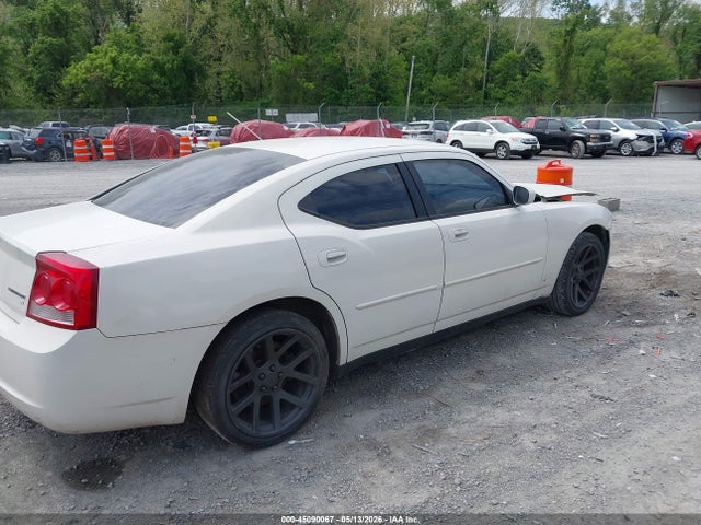Dodge Charger Srt8