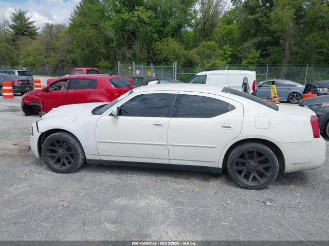 Dodge Charger Srt8