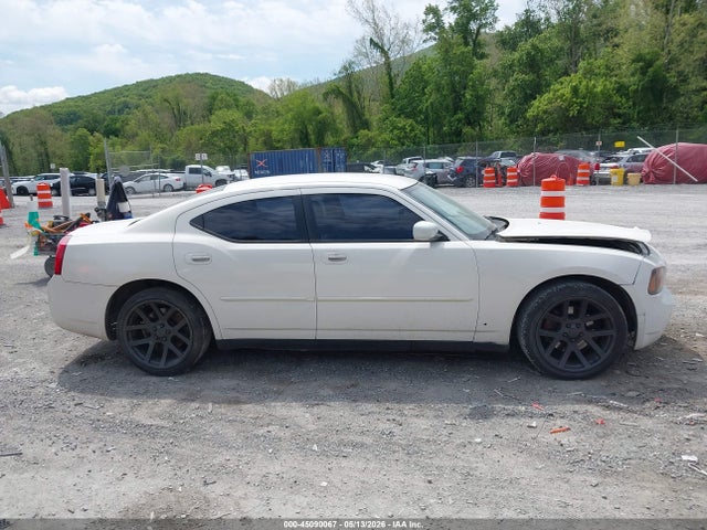 Dodge Charger Srt8
