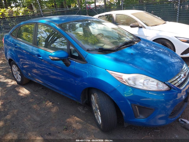 Salvage Ford Fiesta Image