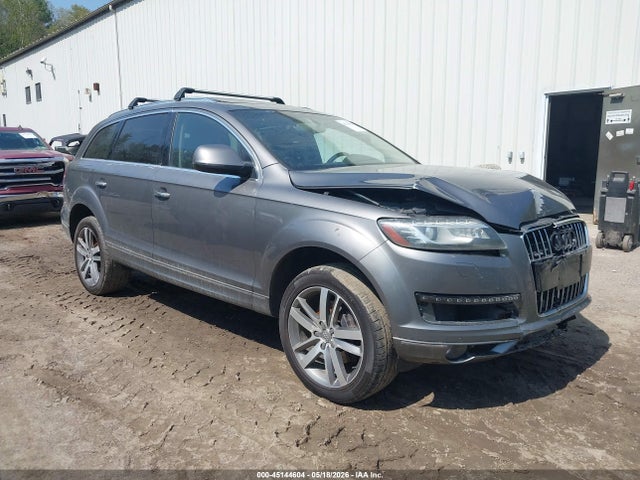 Salvage Audi Q7 Image