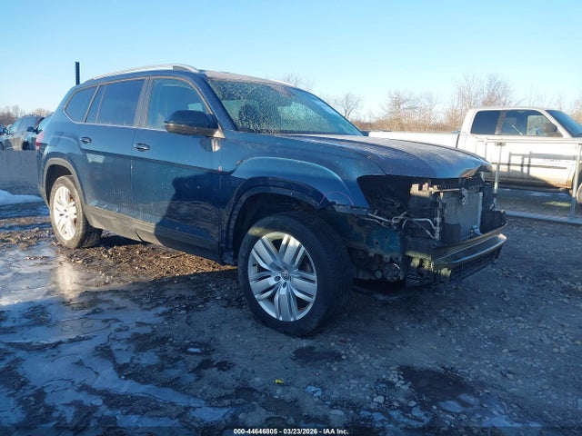 Salvage Volkswagen Atlas Image