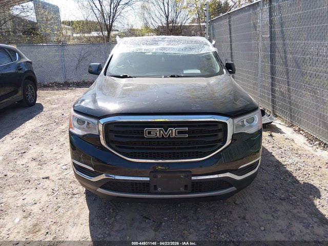 GMC Acadia Sle-1