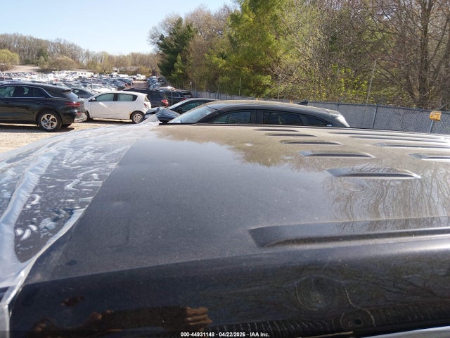 GMC Acadia Sle-1