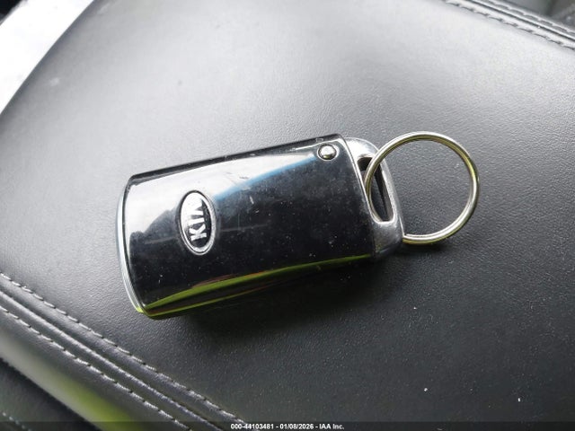Kia Cadenza Premium