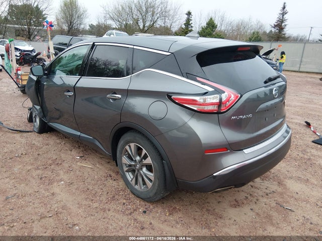 Nissan Murano S