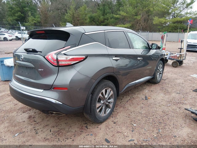 Nissan Murano S
