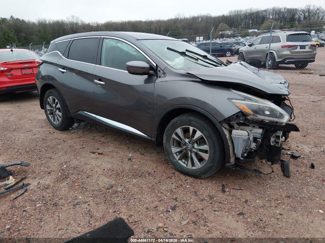 Salvage Nissan Murano Image