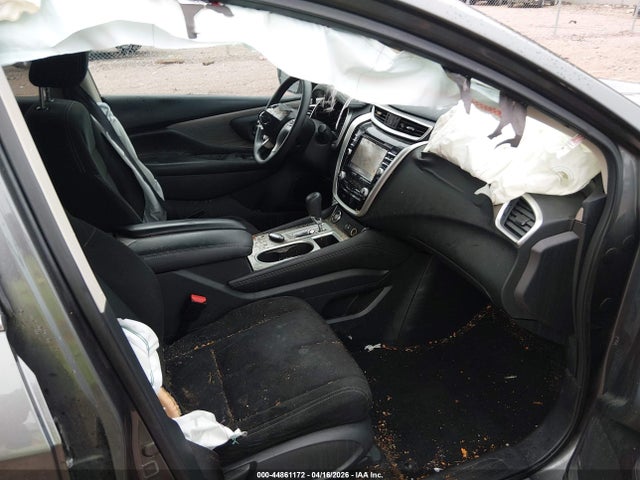 Nissan Murano S
