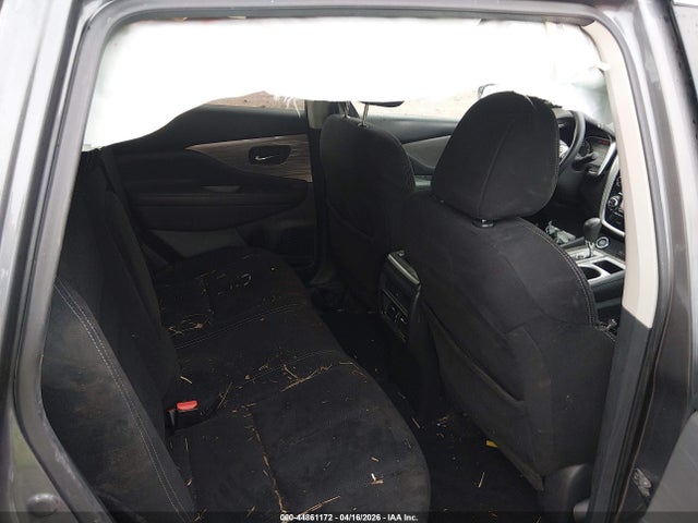 Nissan Murano S