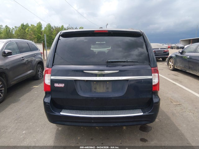 Chrysler Town & Country Touring