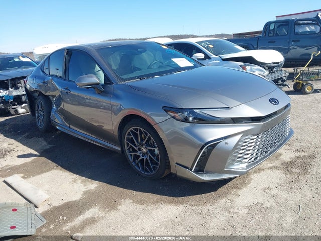 Salvage Toyota Camry Image