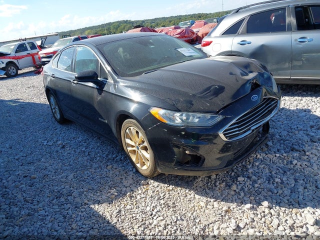 Salvage Ford Fusion Image
