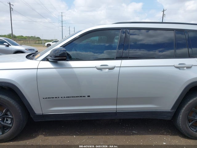 Jeep Grand Cherokee Altitude X 4x4