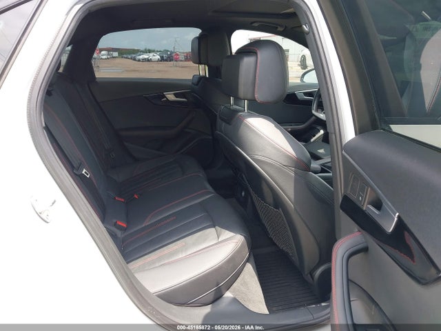 Audi A4 2.0t Premium
