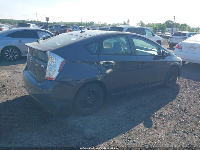 Toyota Prius Three