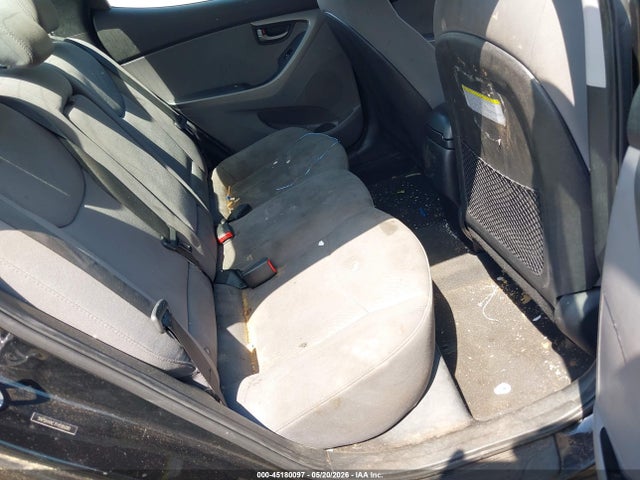 Hyundai ELANTRA Se