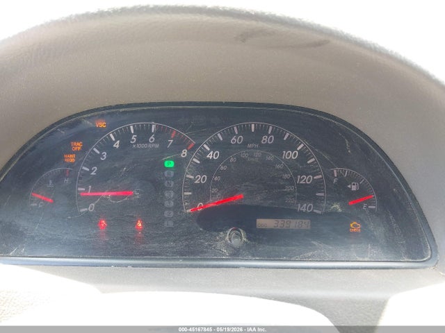 Toyota Camry Le V6