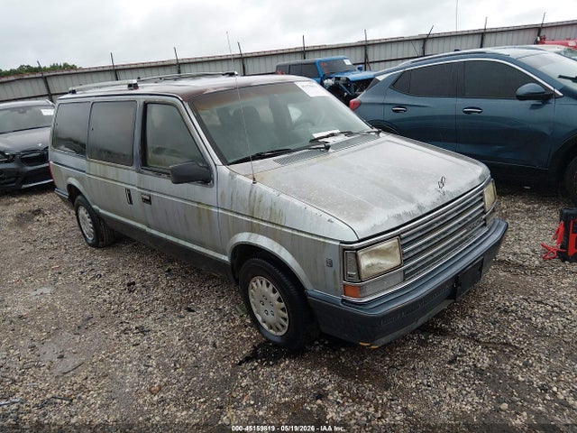 Salvage Plymouth Grand Voyager Image