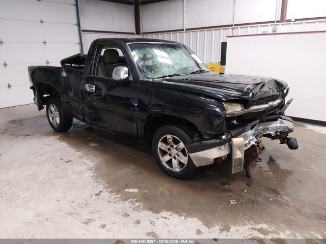 Salvage Chevrolet Silverado 1500 Image