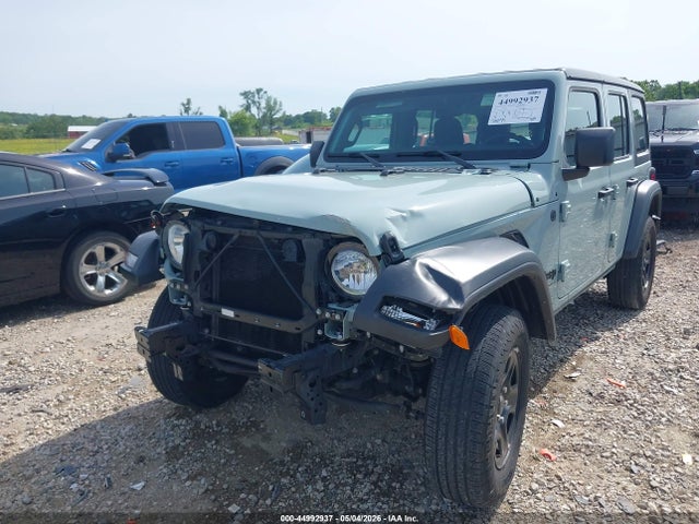 Jeep Wrangler 4-door Sport 4x4