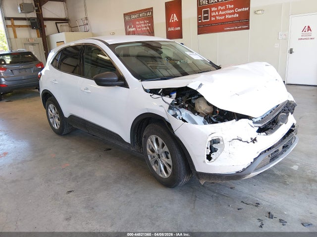 Salvage Ford Escape Image