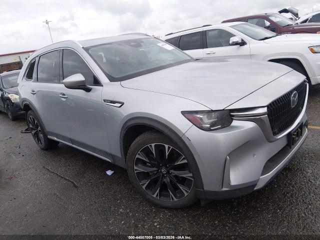 Salvage Mazda Cx Image