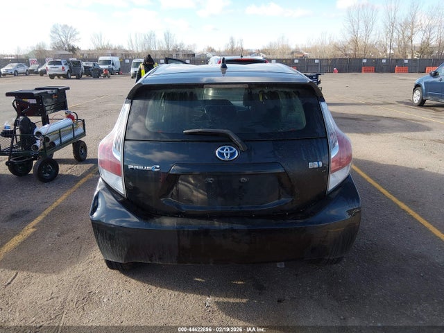 Toyota Prius c Two