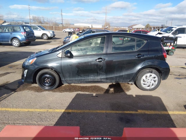 Toyota Prius c Two