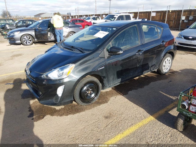 Toyota Prius c Two