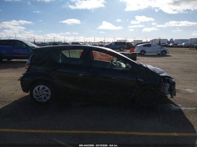Toyota Prius c Two