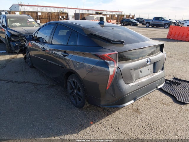 Toyota Prius Four Touring