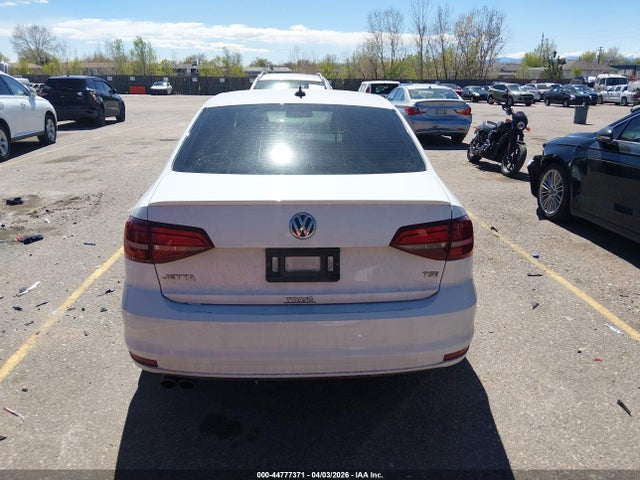 Volkswagen Jetta 1.8t Sport