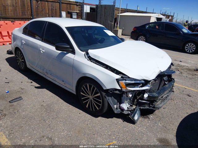 Salvage Volkswagen Jetta Image