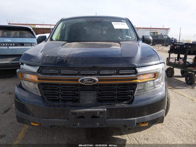 Ford Maverick Lariat
